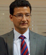 DR. RUBÉN VASCONCELOS MÉNDEZ